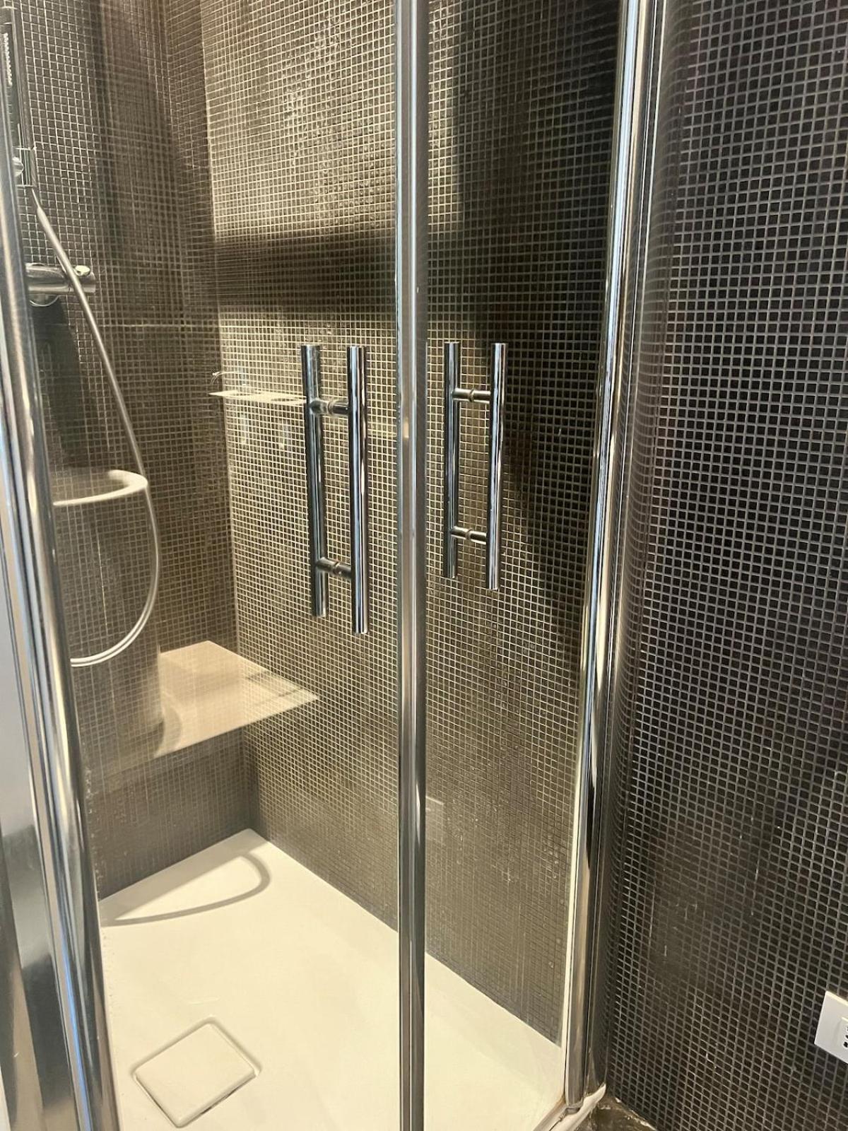 Suite Lux Near Duomo / Mm Tricolore Mediolan Zewnętrze zdjęcie